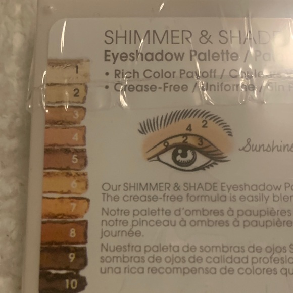 Gimme Gold Eyeshadow Palette - Picture 3 of 9